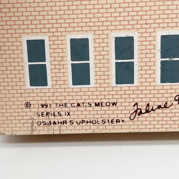 Vintage 1991 The Cat's Meow Osbahr's Upholstery Series IX Wooden Shelf Sitter - Picture 5 of 7